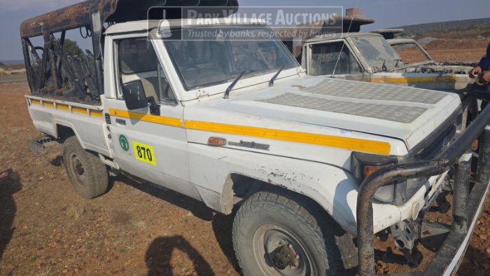 2012 TOYOTA LAND CRUISER 79 4.2 PERSONNEL CARRIER