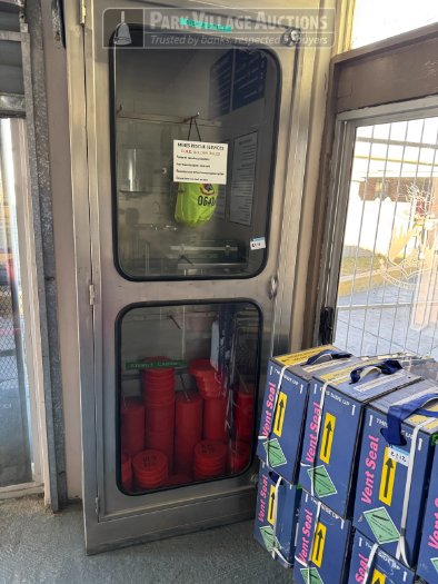 1 X STERILE CABINET