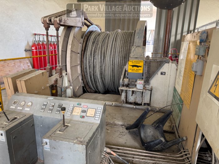 1981 FULTONS HYD-R-V WIRE ROPE STRIPPING WINCH  REMAINING CONTENTS OF STORE