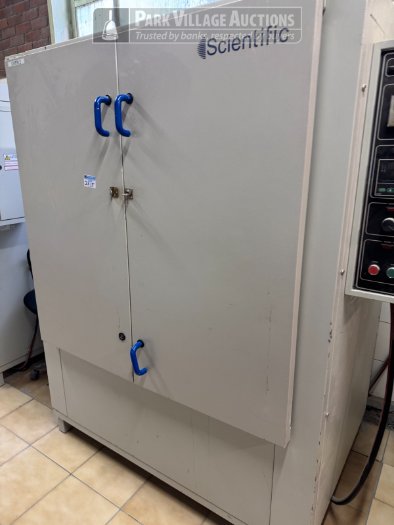 1 X DOUBLE DOOR OVEN