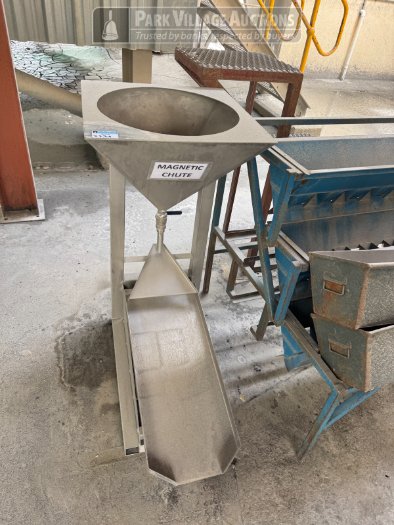 LOT MAGNETIC CHUTE AND LAB TEST EQUIPMENT