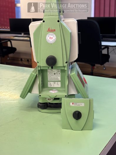 1 X 2015 LEICA GEOSYSTEMS AG MERGETEC NOVA MS50 1  MULTI STATION, 12-18V 40W MAX IN A CASE