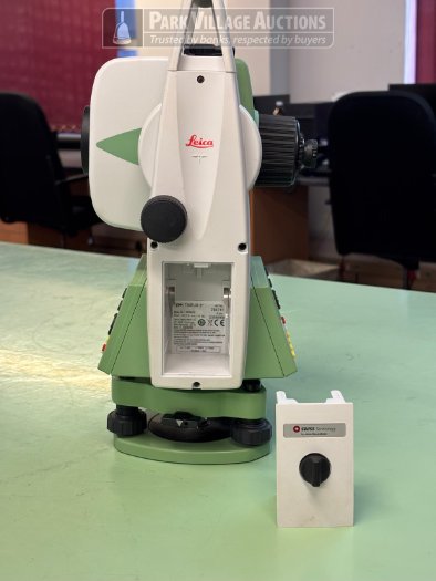 1 X 2016 LEICA GEOSYSTEMS AG TS02PLUS 5,  MULTI STATION, 12V7.4V IN A CASE