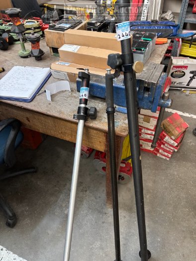 2 X GPS RODS