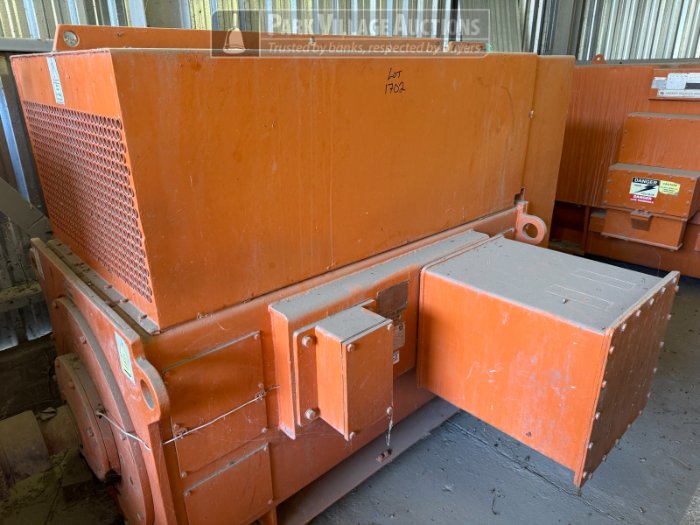 1 X 2016 SIEMENS REFURBISHED 440KW, 3300V MOTOR