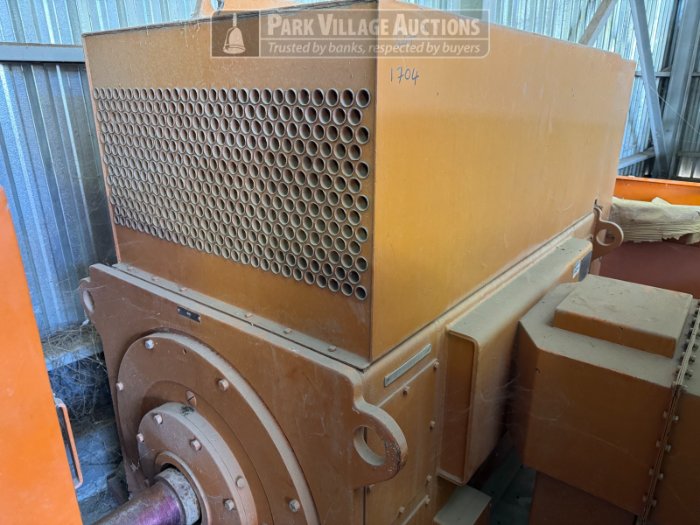 1 X SIEMENS 440KW, 3300V MOTOR