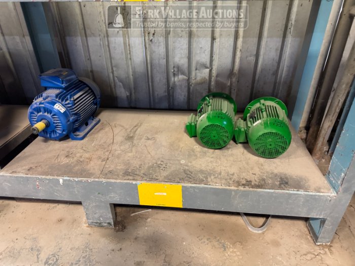 2 X WEG 5.5KW FLANGE MOTORS, 1 X 22KW MOTOR