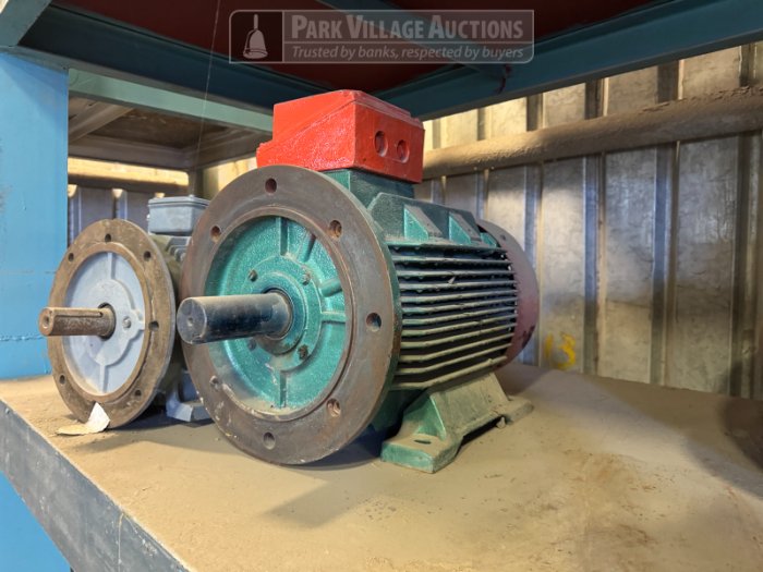 11 X ASSORTED MOTORS AND A PUMP