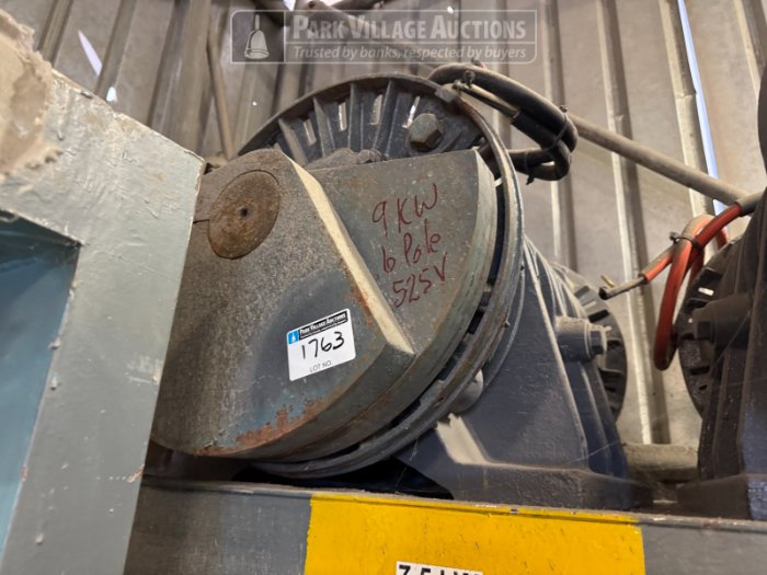 1 X NOREX 9KW 6-POLE 525V VIBRATOR MOTOR