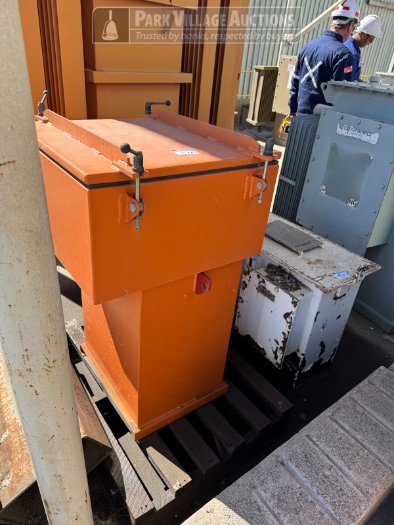 3 X 115V LIGHTING TRANSFORMER