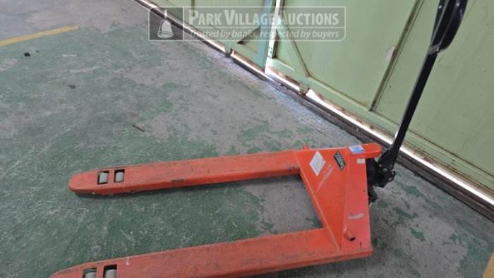1 X 2000KG TROLLEY JACK