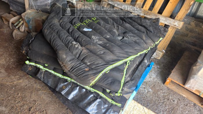 29 X OIL SPILL MATS