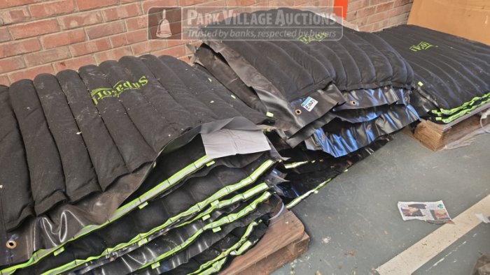 LOT SPILLMATS APPROXIMATELY 15