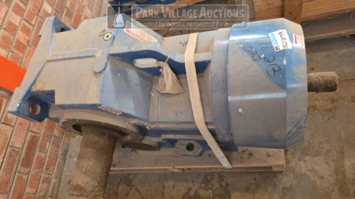 1 X DAVID BROWN GEARBOX K123128.BYC-1 281 RATIO