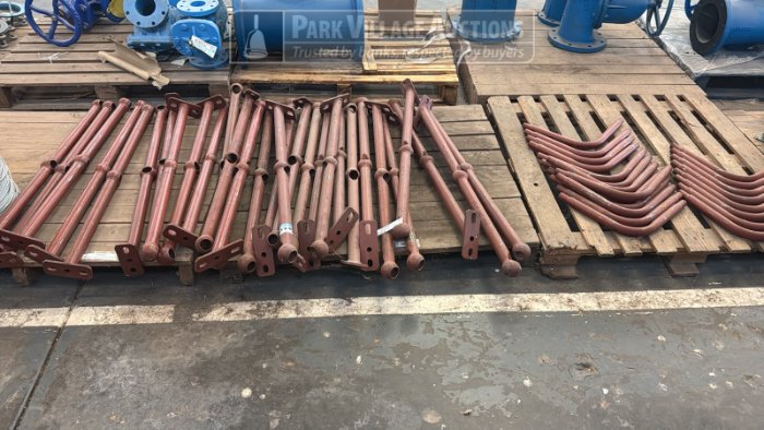 LOT STANCHIONS HANDRAILS