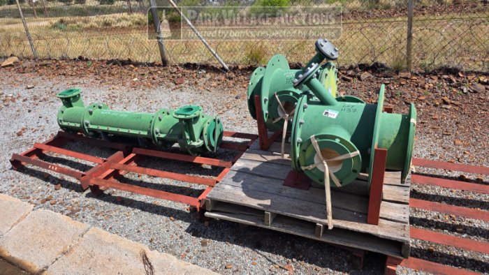 LOT DENSIFIER PIPES AND VALVES LINER FRONT ARM