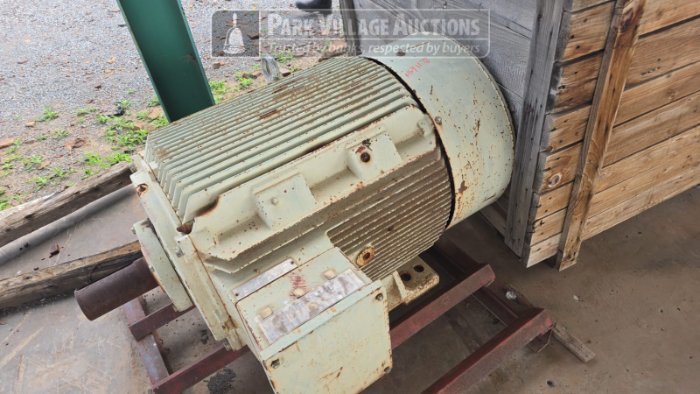 1 X ELECTRIC MOTOR SIEMENS 3 PHASE 132 KW