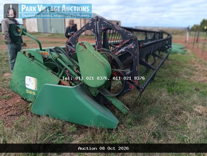 JOHN DEERE 6 ROW HEADER