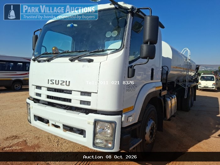 ISUZU 1600L WATER TANKER TRUCK
