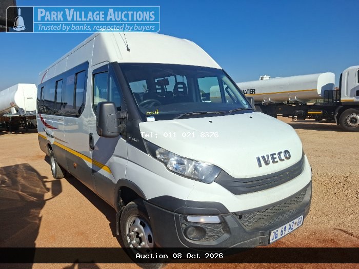 IVECO 50-150 22 SEATER PERSONAL CARRIER