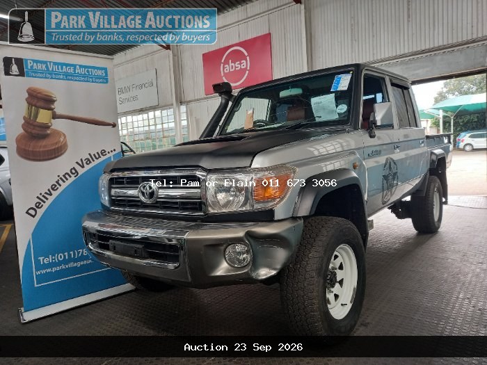 2022 TOYOTA LAND CRUISER 79 4.5D PU DC (ODO : 72616)