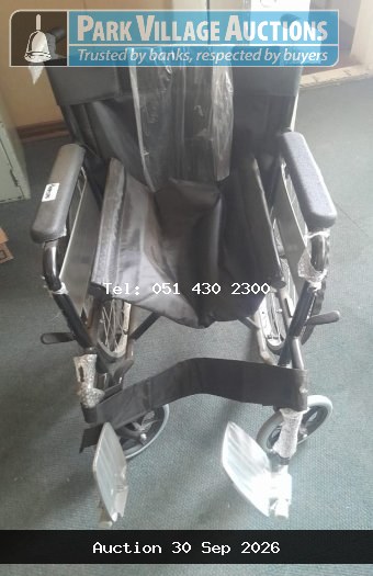 WHEEL CHAIR NEW