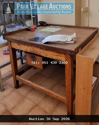 WOODEN SORTING TABLE