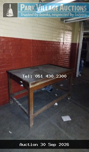 WOODEN SORTING TABLE