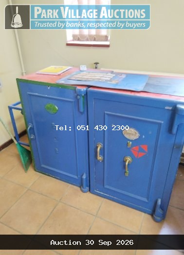 2 X SAFES