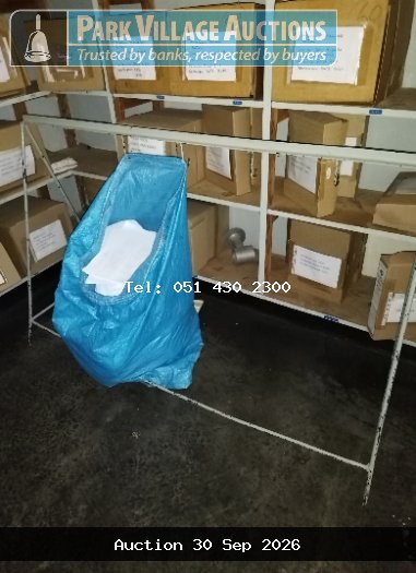 MAILBAG HANGING RACK