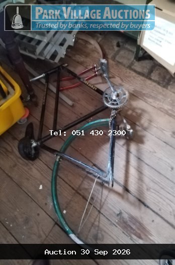 2 X BROKEN BAR STOOL