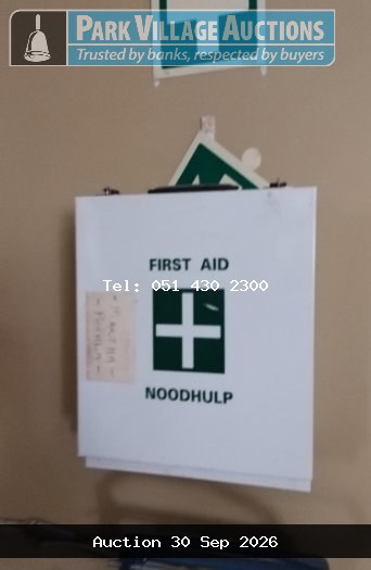 FIRST AID BOX KIT