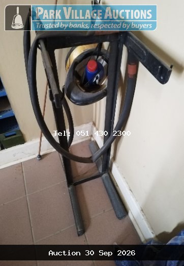 STEEL MAILBAG HANGER
