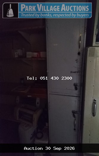 LOCKER SAFE - KEY AVAILABLE