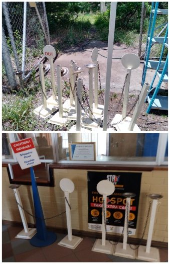 2 X SETS QUEUE POLES SYSTEMS