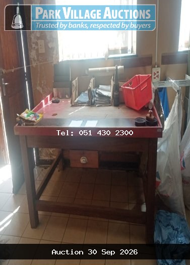 WOODEN SORTING TABLE