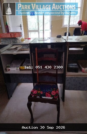 1 X WOODEN CHAIR