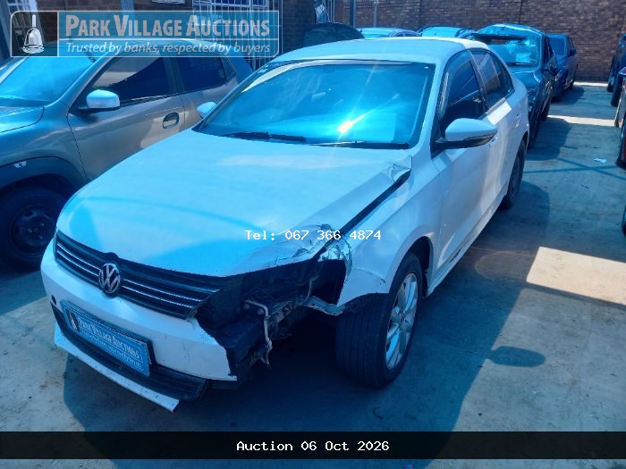 2013 VOLKSWAGEN JETTA VI 1.6 TDI COMFORTLINE DSG