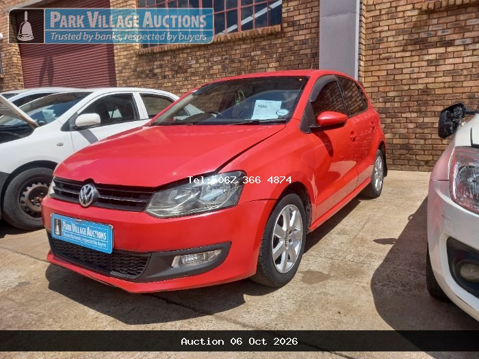 2013 VOLKSWAGEN POLO 1.6 COMFORTLINE
