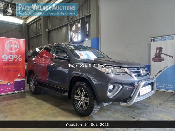 2018 TOYOTA FORTUNER 2.4GD-6 RB AT (ODO : 108338)