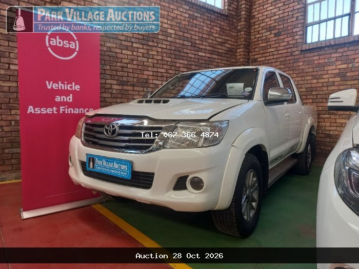 2015 TOYOTA HILUX 3.0D-4D LEGEND 45 RB AT PU DC