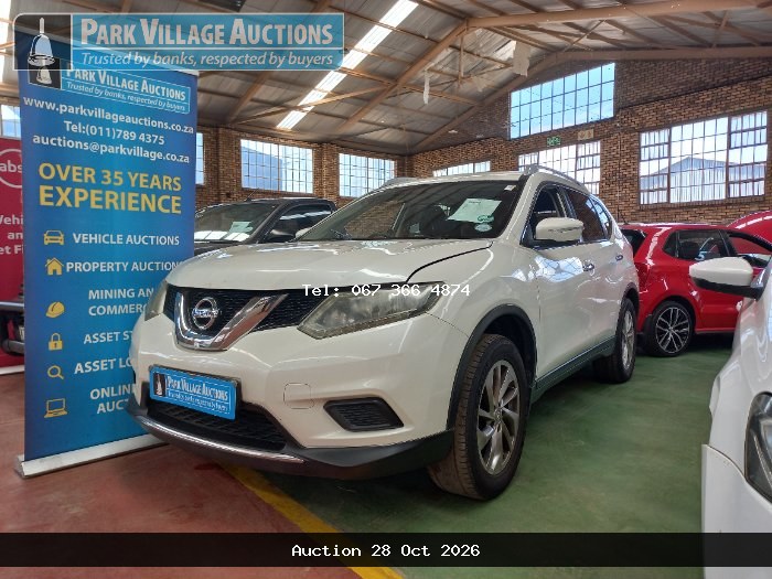2015 NISSAN X TRAIL 2.0 XE T32