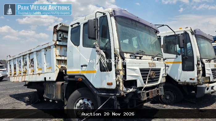1 X TATA NOVUS 3434 10M TIPPER TRUCK - NON-RUNNER, NO NATIS, STRIPPED, DRIVEN TRAIN INTACT