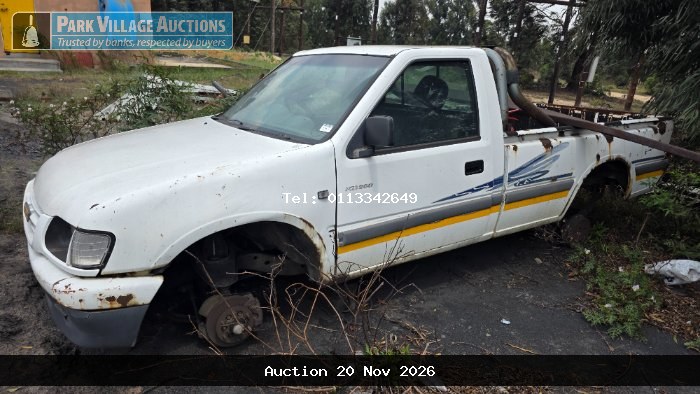 1 X ISUZU KB250 DT LDV - NON-RUNNER, STRIPPED, ENGINE INTACT, NO NATIS